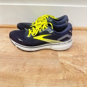 Brooks Ghost 15 Men’s Running Shoes Size 8.5